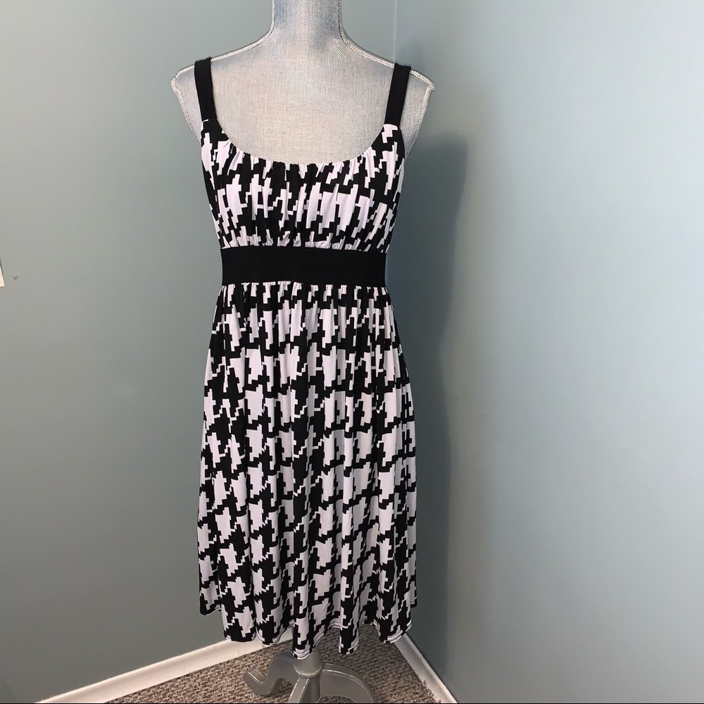 TIANA B medium A-line black & white print dress wedding guest summer houndstooth